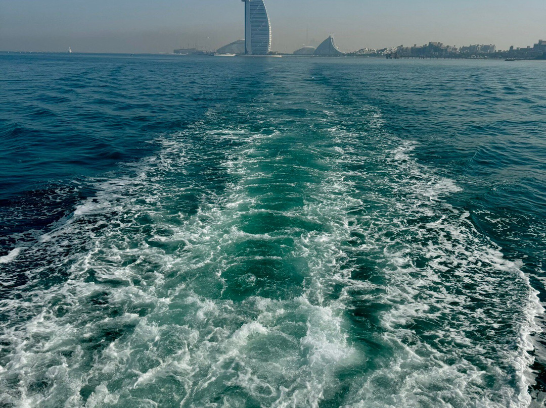 Elite Pearl Charter-迪拜必去景点