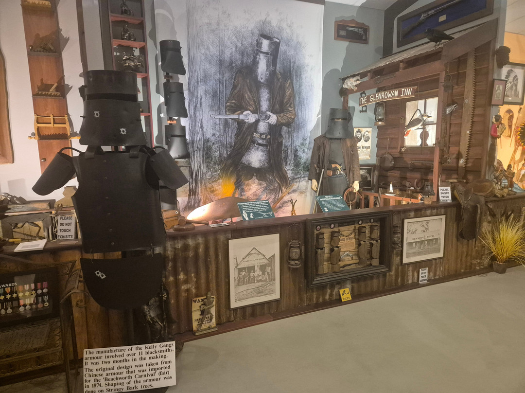 Featured Wood Gallery & Museum-Australind必去景点