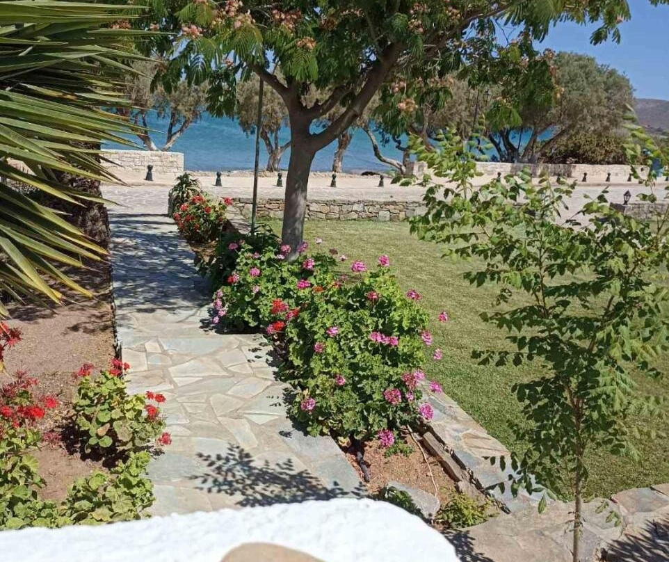 Grandes Apartments Sea Front