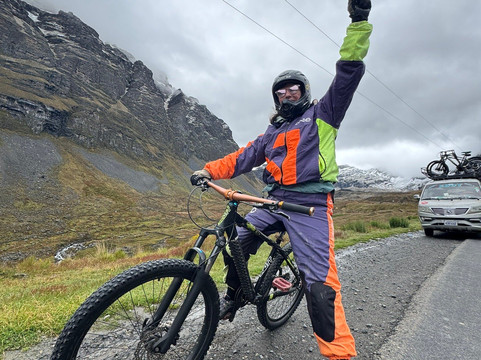 Altitude Travel-拉巴斯必去景点