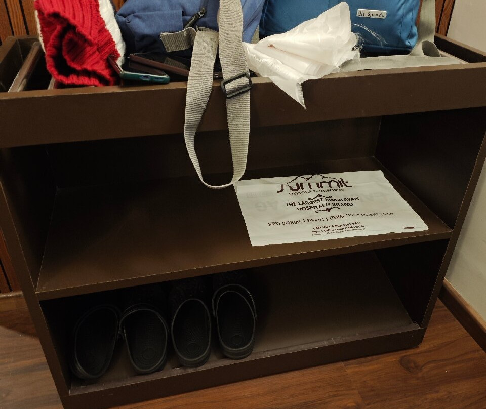 雪峰喜马拉雅山小屋主图