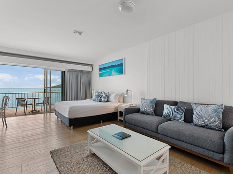 珊瑚海码头度假村主图