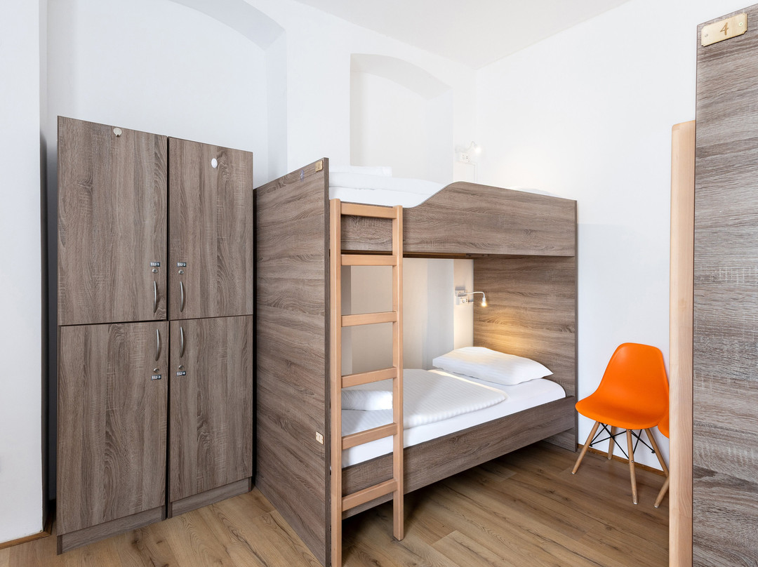 马里博尔UNI民宿酒店