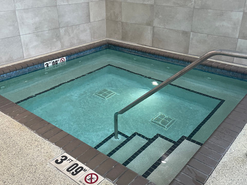 德卢斯米勒希尔购物中心温德姆戴斯酒店主图