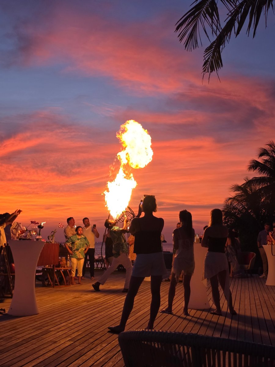 马尔代夫薇利岛安纳塔拉度假酒店-泳池