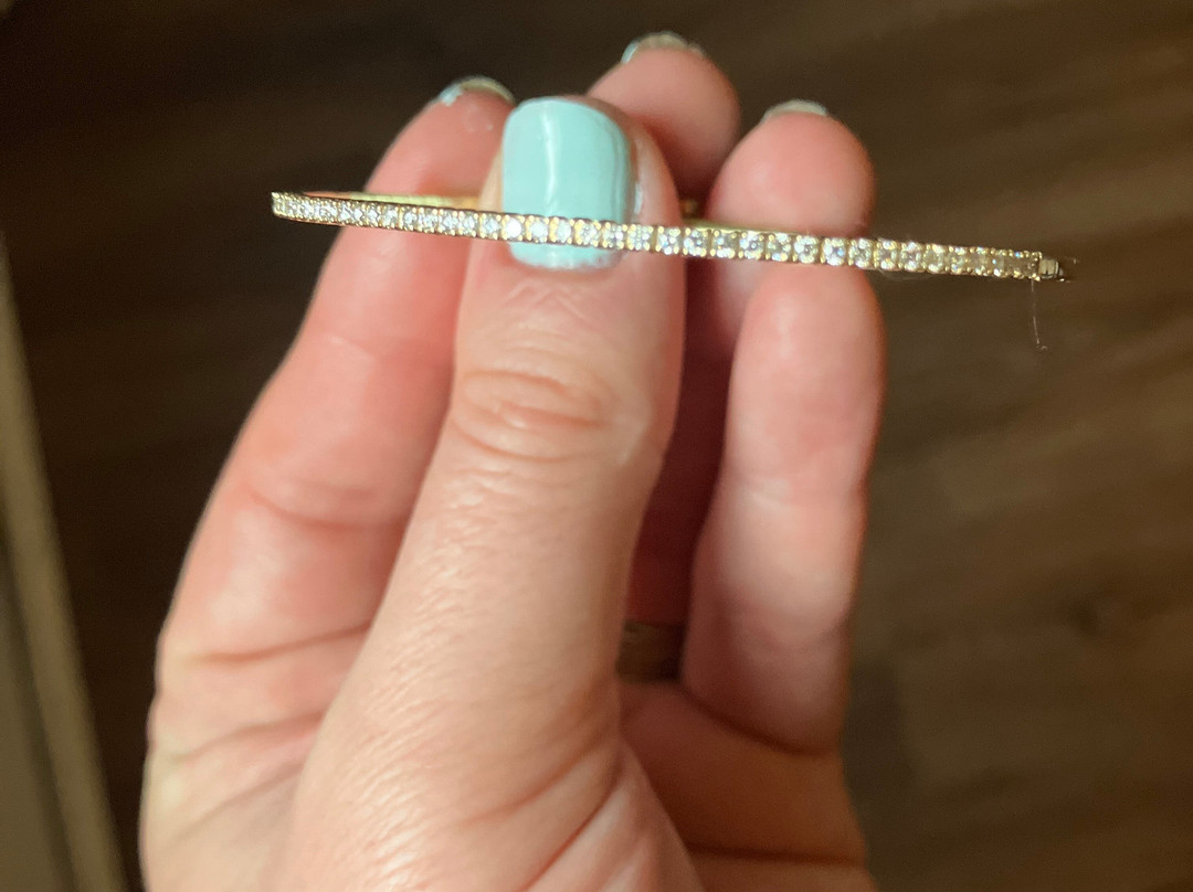 Jewels Forever-圣 托马斯必去景点