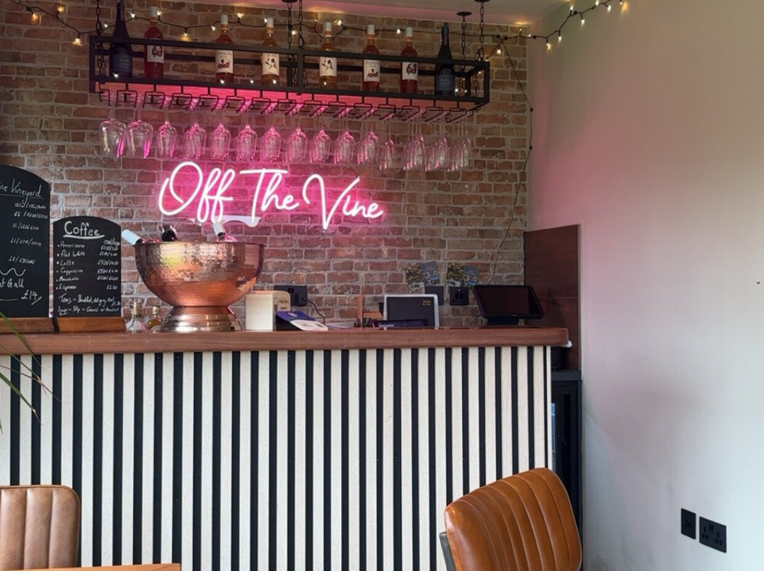 Off The Line Vineyard-Hellingly必去景点