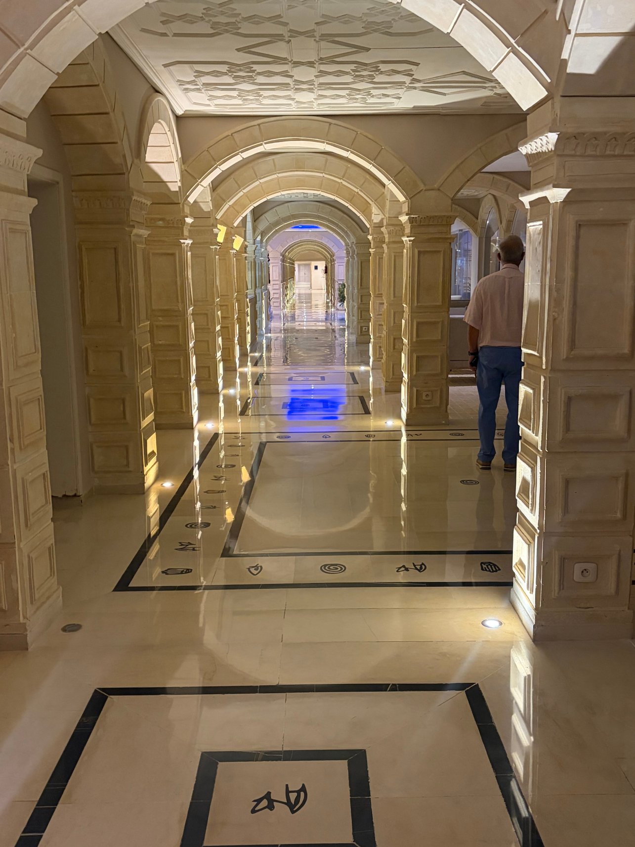 吉尔巴岛棕榈海滩俱乐部-官方