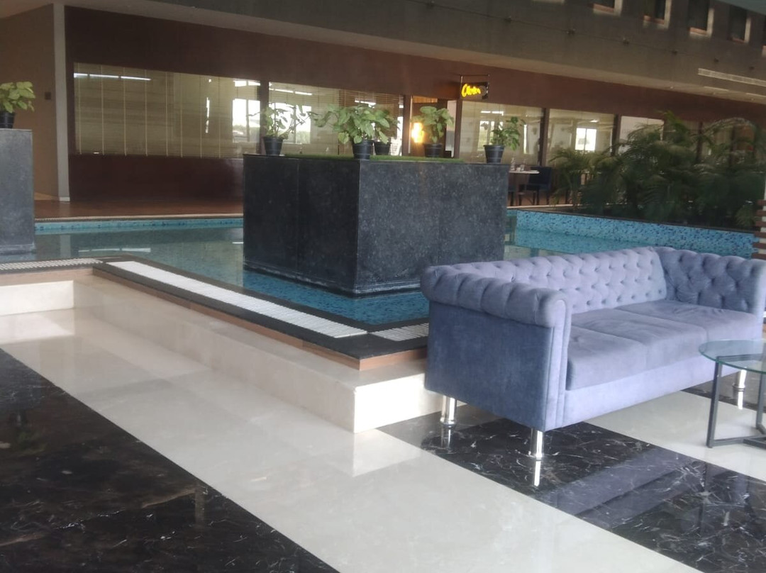 印多尔艾森提亚豪华酒店主图