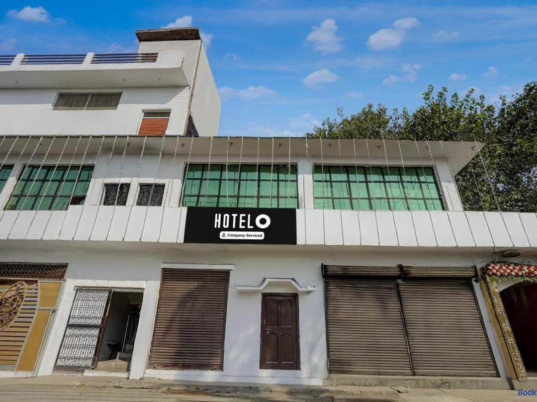 Super Hotel O Sultanpur Railway Junction Formerly Sanskar Marriage Lawan