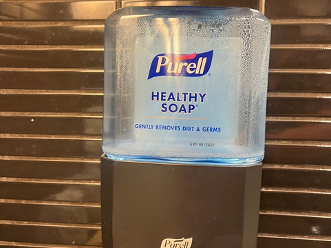 湖畔酒店及会议中心主图