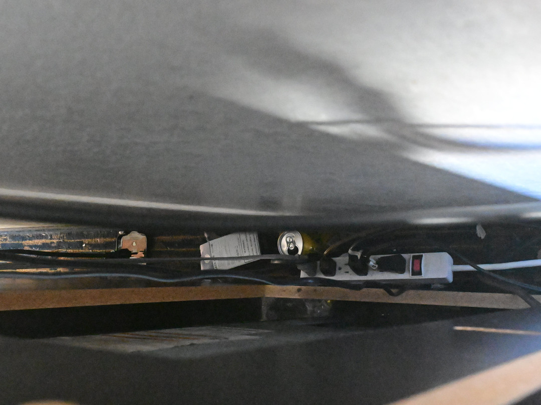 温彻斯特速8酒店主图