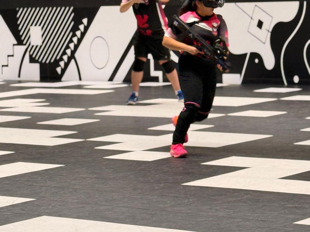 Eva Caen (esports Virtual Arenas)-Mondeville必去景点