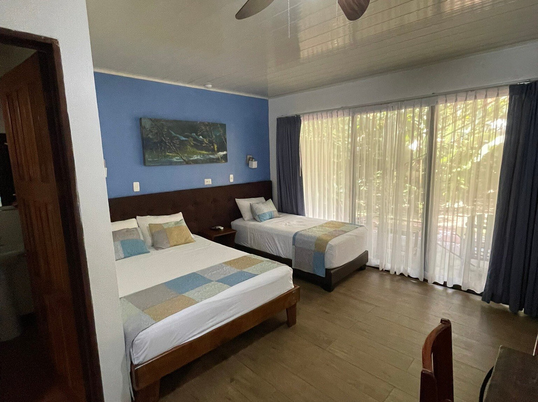 崔姆缤娜旅馆主图