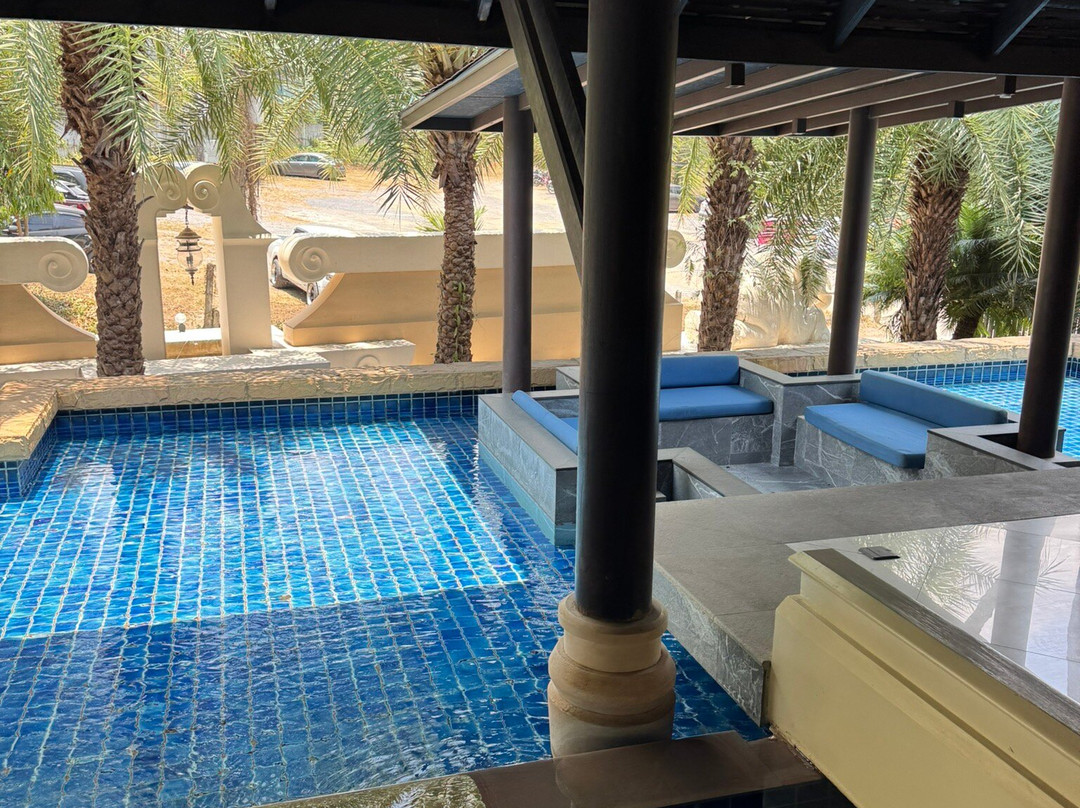 苏梅岛情人屋温泉别墅酒店主图