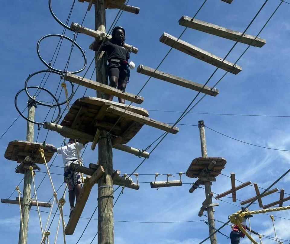 雅卡纳兹度假村主图