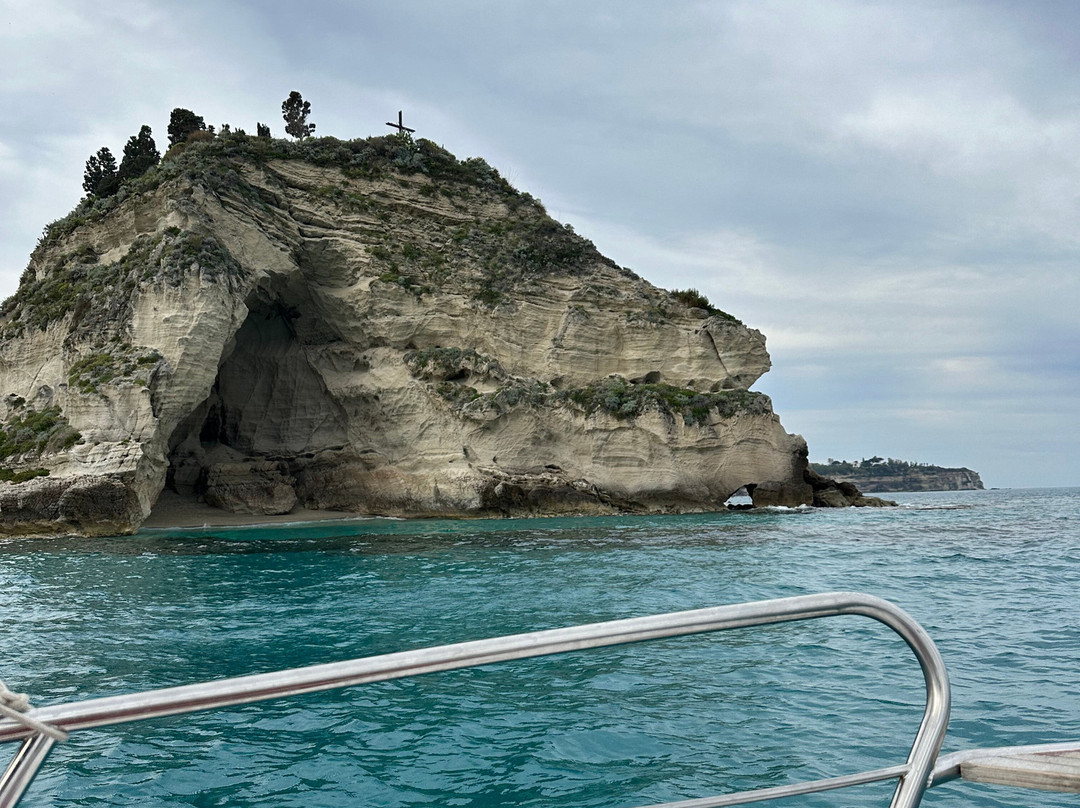 Noleggio Nautico Shark Bay-Parghelia必去景点