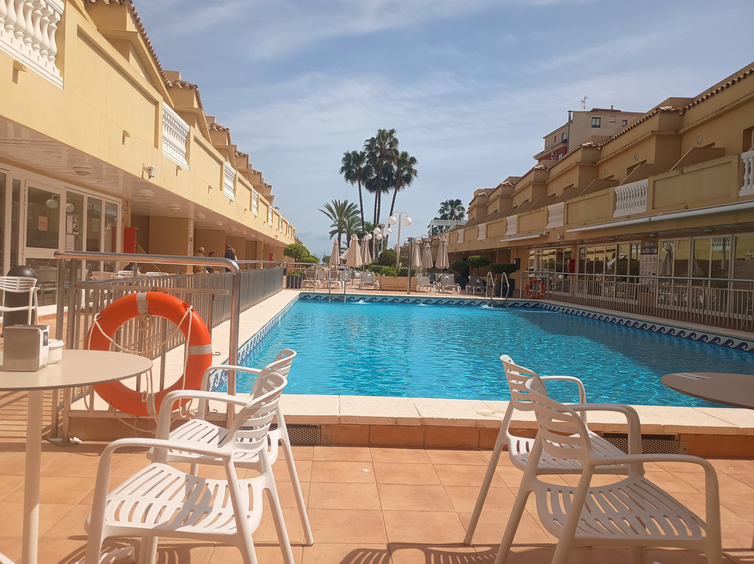 RH卡萨布兰卡套房酒店主图