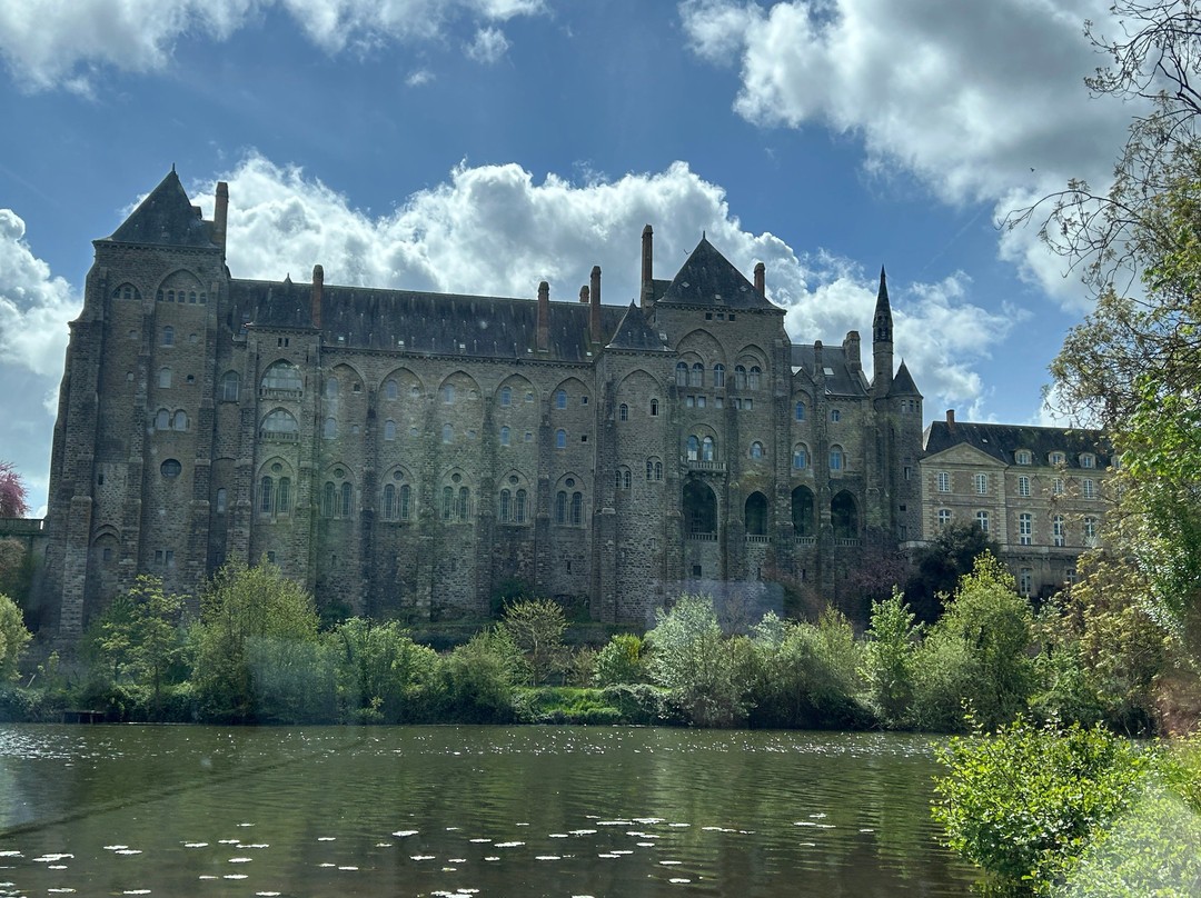 Bateau Le Sablésien-Sable-sur-Sarthe必去景点