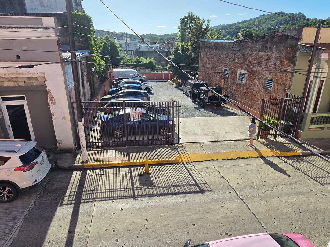 克罗尼尔酒店主图