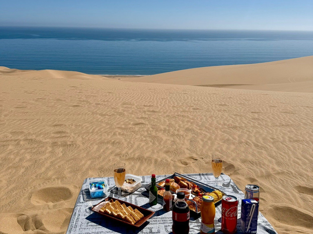 Sandwich & Nambia Travel and Tours-华维斯湾必去景点
