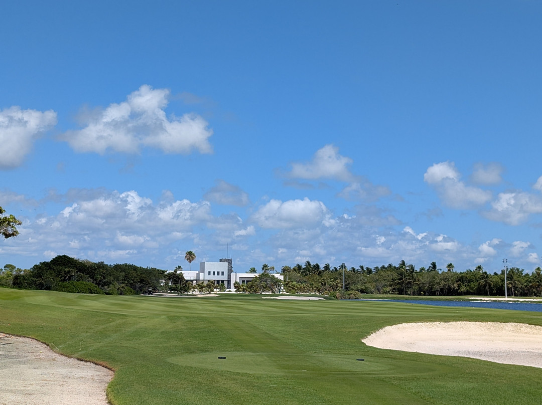 Playa Mujeres Golf Club-Punta Sam必去景点