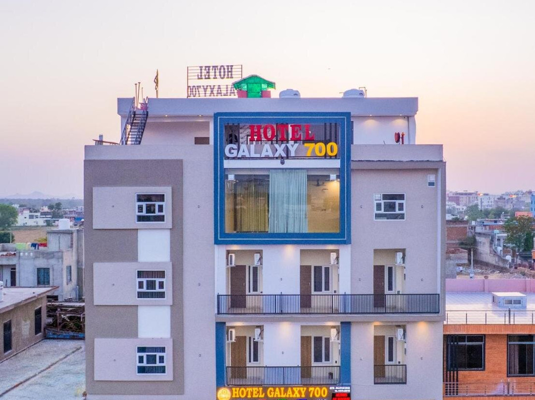 Hotel galaxy 700