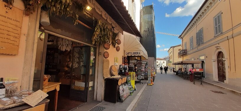 Centro Storico Di Norcia-诺尔恰必去景点