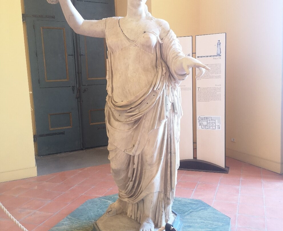 Reggia di Portici Herculanense Museum-Portici必去景点