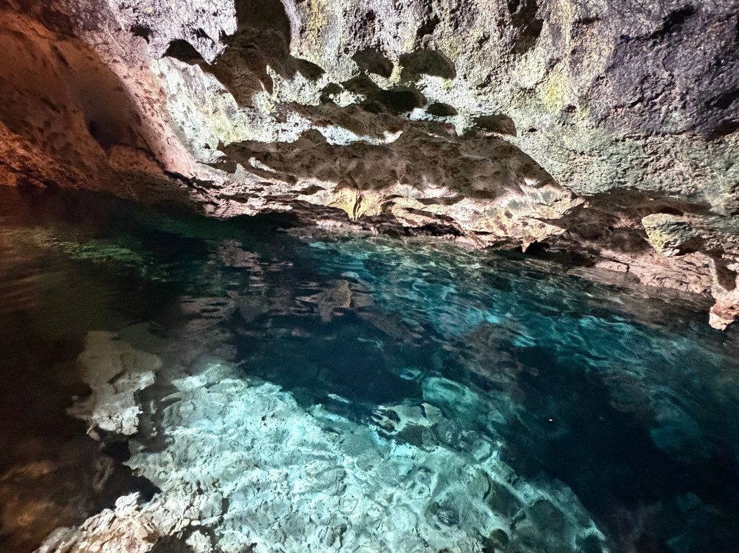 Paje Cave-帕杰必去景点