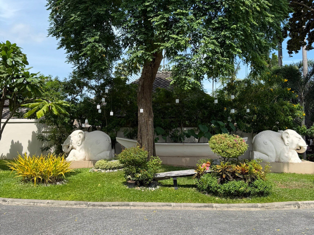 苏梅岛情人屋温泉别墅酒店主图
