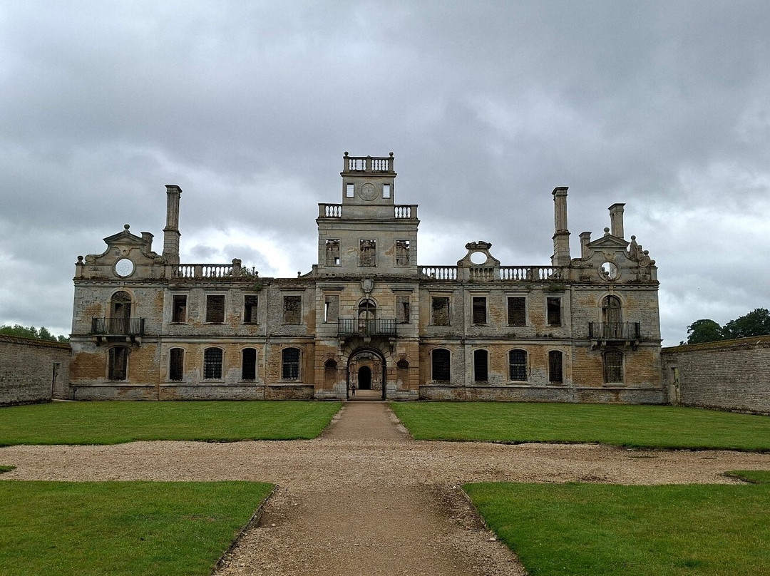 Kirby Hall-科比必去景点