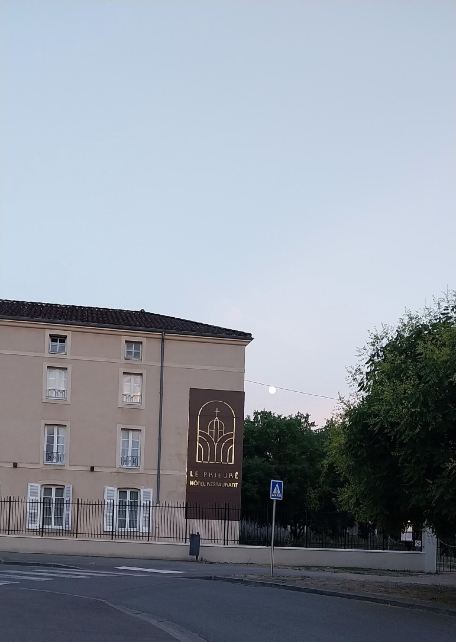 普里耶尔酒店-旅行者
