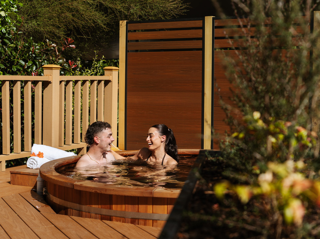 Fernland Spa & Campground-陶兰加必去景点