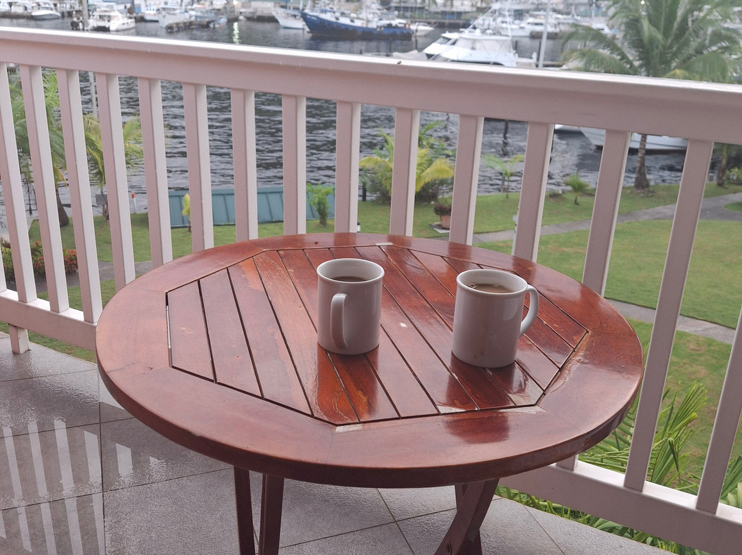 Crews Inn Hotel & Yachting Centre主图