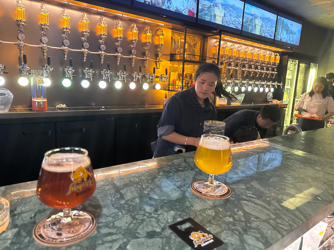 3300 Bistro+Taproom