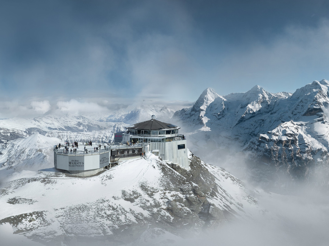 雪朗峰360度旋转餐厅-米伦必去景点