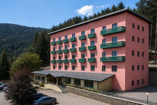 Residenza Lorica-度假村/酒店