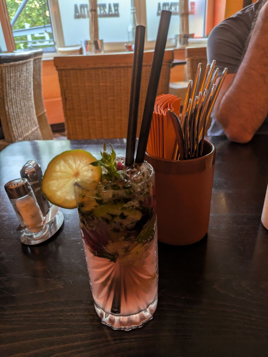贝塞尔维尔阿姆雷恩旅店-餐饮