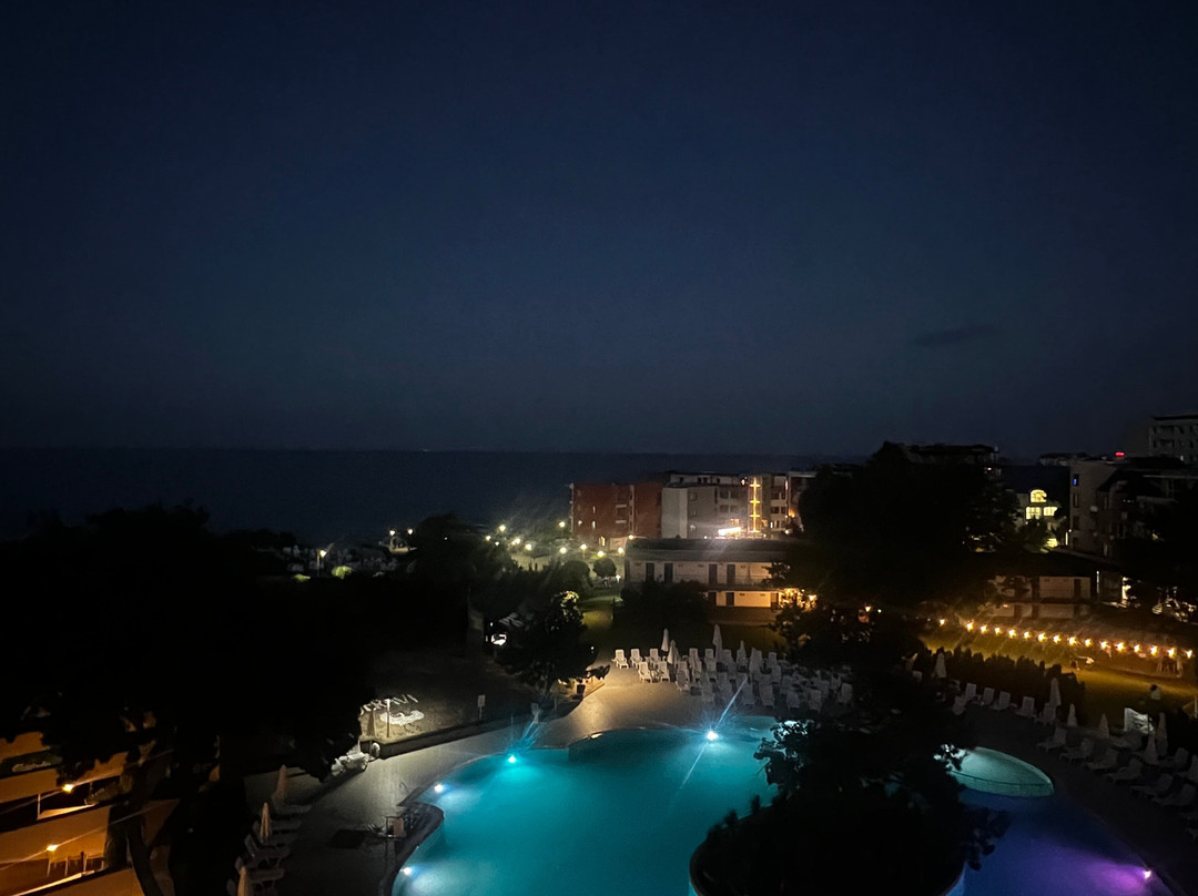 JERAVI Alexandria Club hotel主图