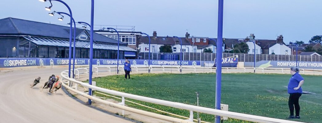 Romford Greyhound Stadium-Romford必去景点