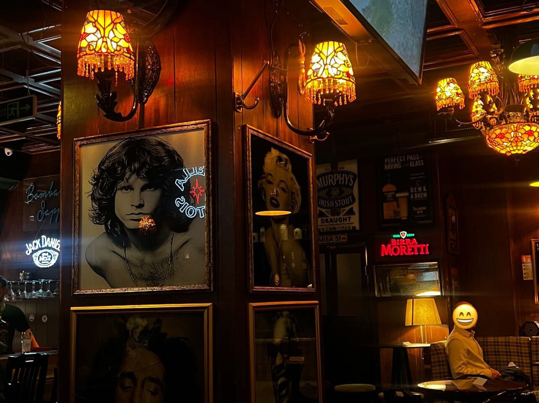 New Irish Pub-地拉那必去景点