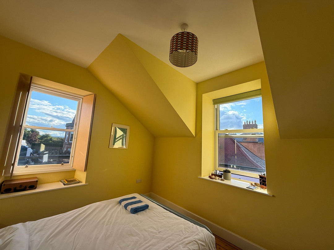 The Dolphin Inn Hostel主图