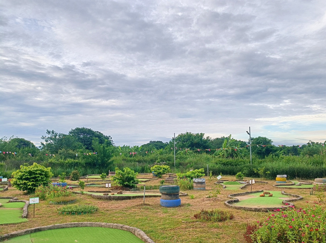 Westlake Mini Golf-河内必去景点