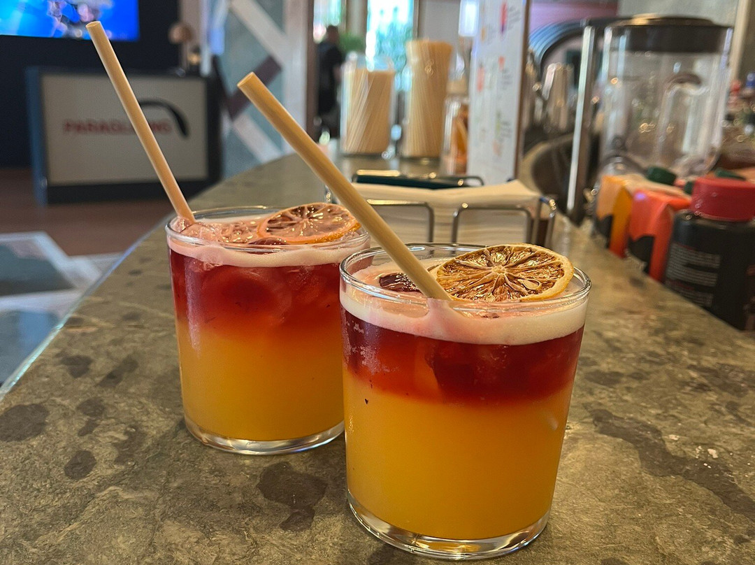 自由利基亚成人酒店主图