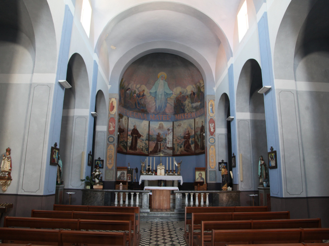 Eglise de la Misericorde-Ile Rousse必去景点
