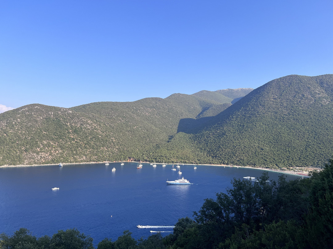 Antisamos Beach-萨米必去景点