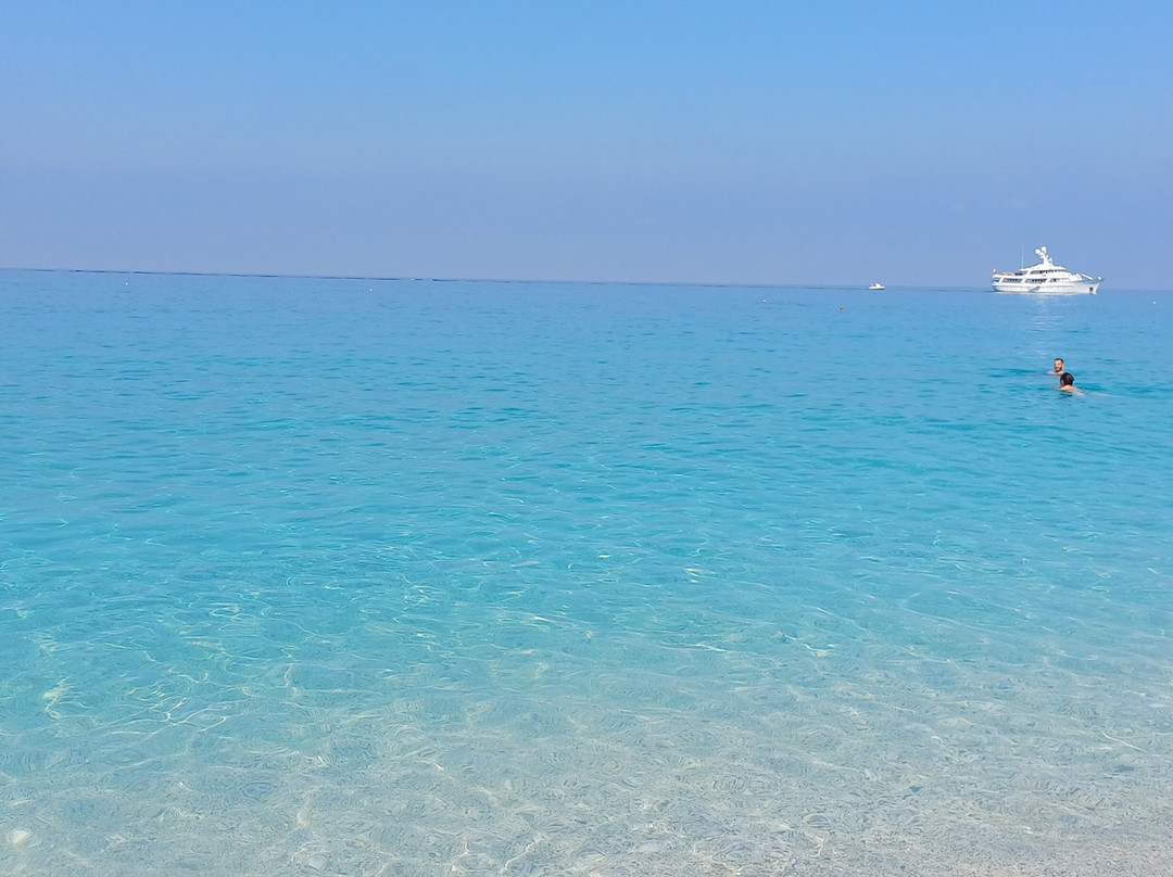 Kathisma Beach-Agios Nikitas必去景点