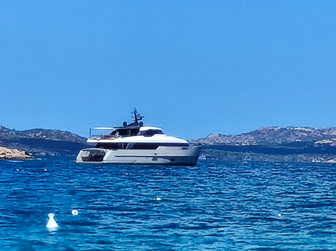 Spiaggia Mannena (Spiaggia Barca Bruciata)-Arzachena必去景点