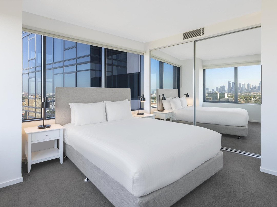 Oaks Melbourne Flemington Suites